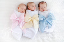 Load image into Gallery viewer, Bow Swaddle - Palmetto Pearl